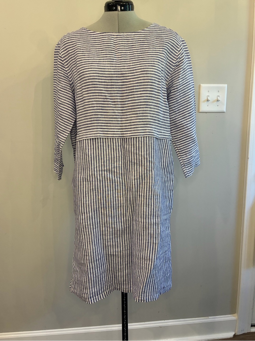 Isaac Mizrahi Blue and White Striped Linen-Blend Midi Dress